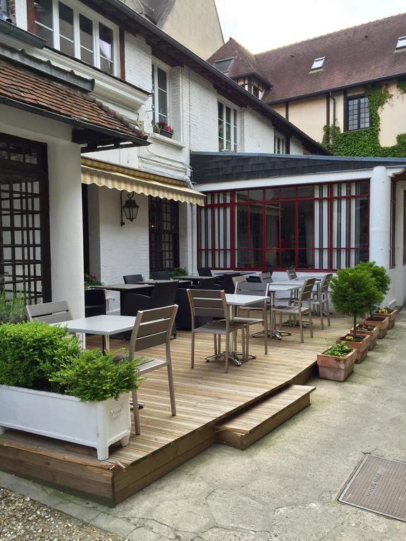 Hotel De Normandie Evreux Bagian luar foto