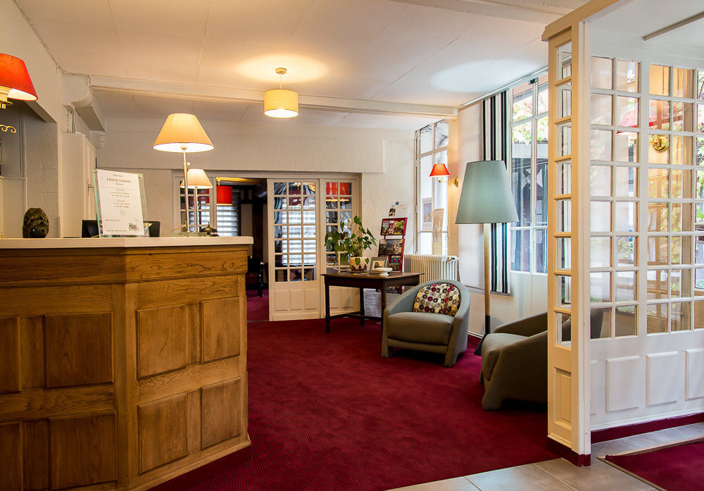 Hotel De Normandie Evreux Bagian luar foto